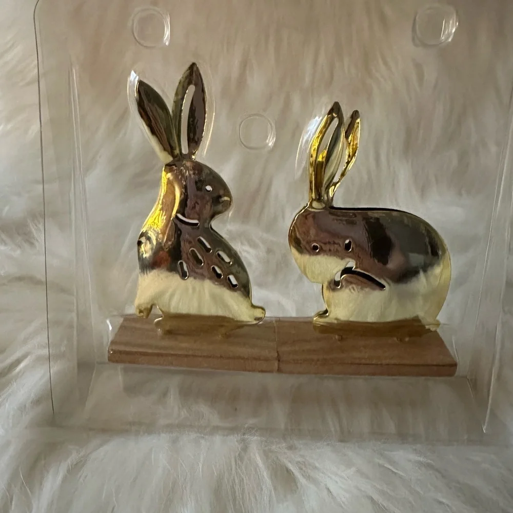 Gold Metal Sitting Easter Bunny Spring New